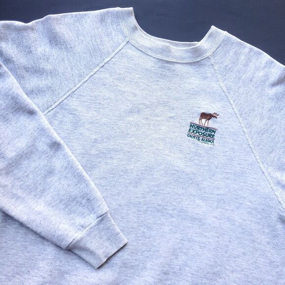 Vintage 90s Northern Exposure Sweatshirt L Crewneck Distressed Alaska Moose 1992 - Picture 1 of 15